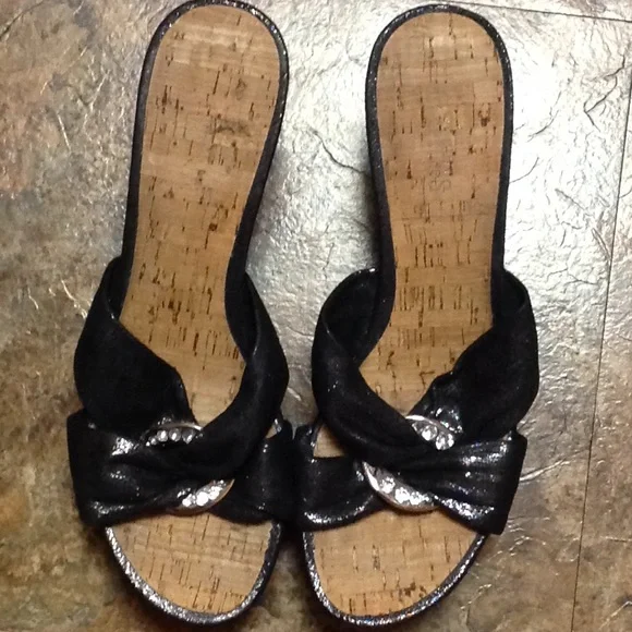 Guess wedges accented with Rhinestones, size 9M - Picture 7 of 8